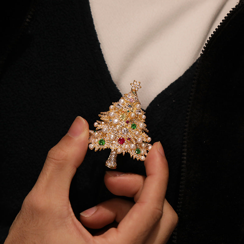 Original natural pearl copper zircon Christmas tree chest flower brooch Christmas gift