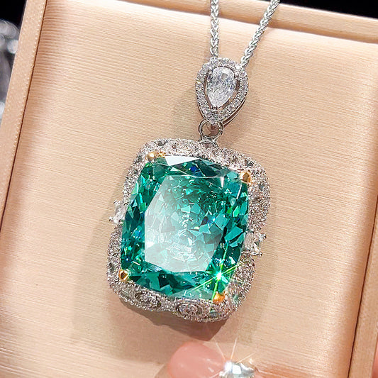 2025 New Jewelry Simulation Para Green Pendant Main Stone 20 * 23