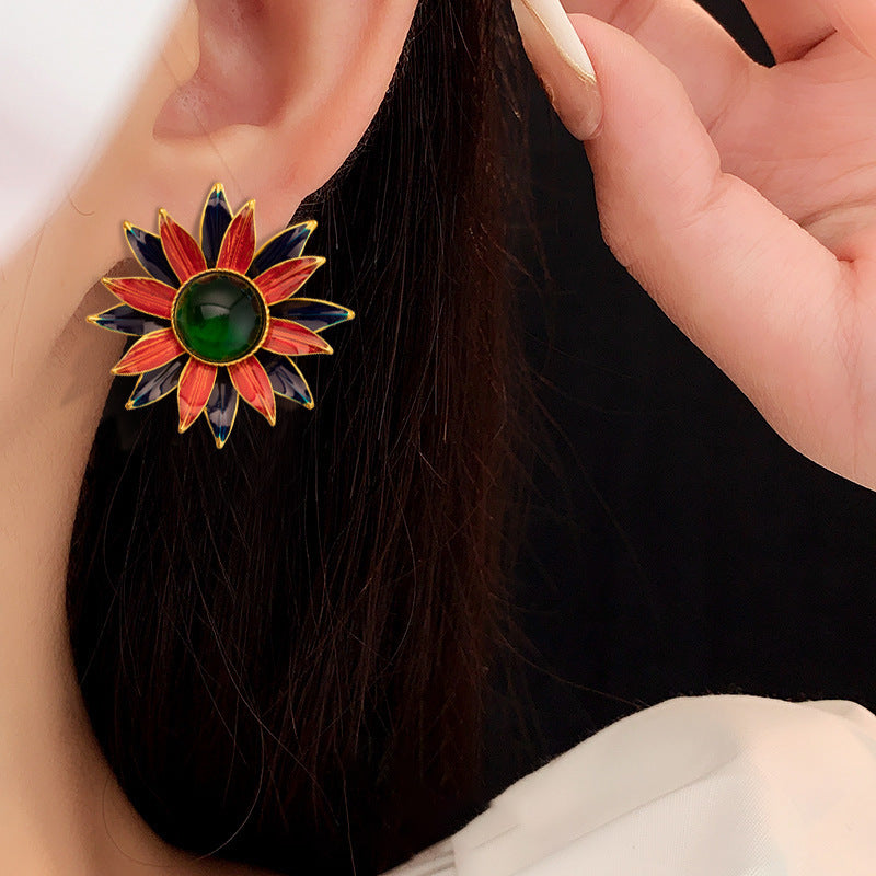 earrings Alloy Multicolor Flower High Luxury Medieval Style Earrings Palace Wholesale is available starting from 3 pieces.