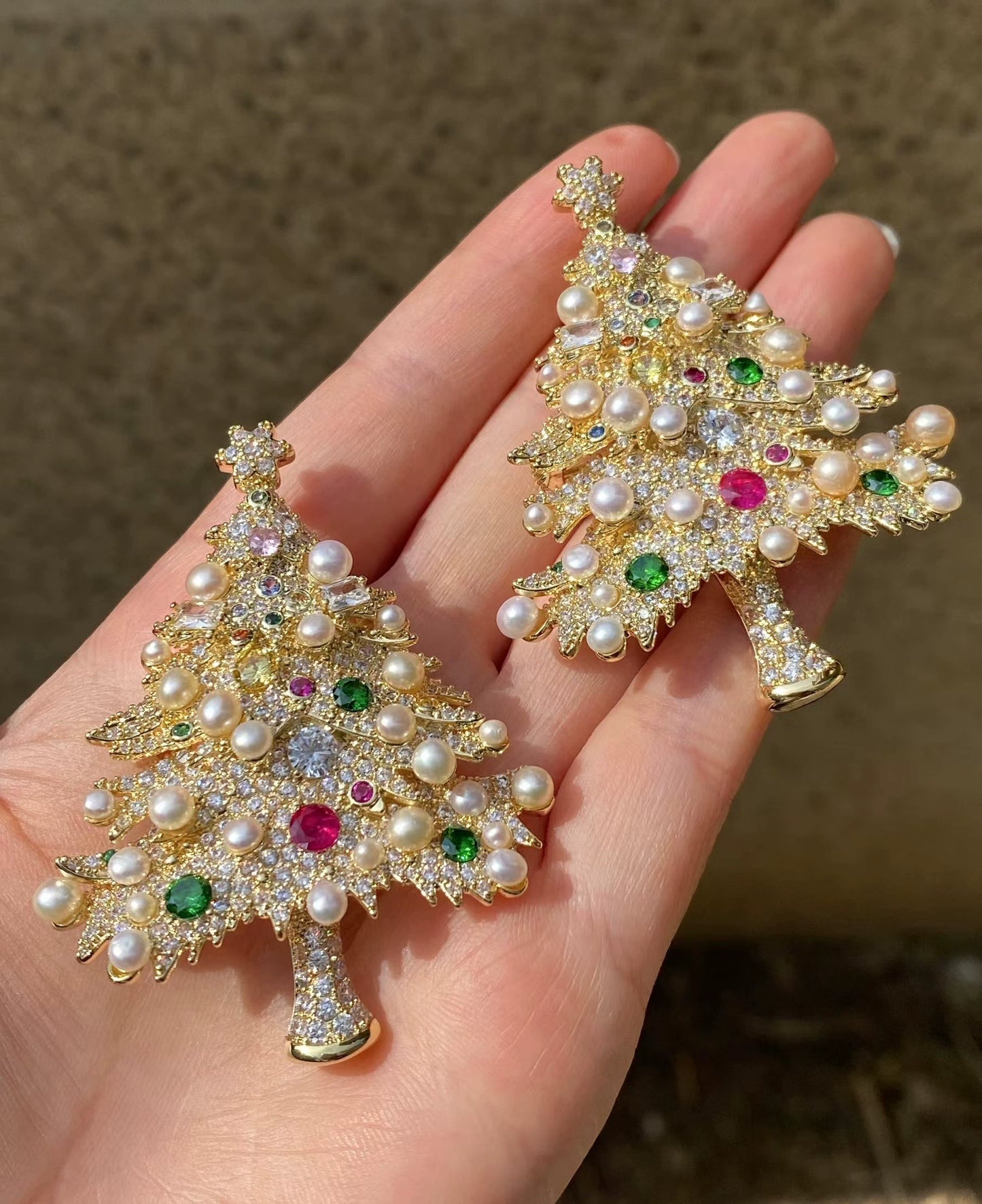 Original natural pearl copper zircon Christmas tree chest flower brooch Christmas gift