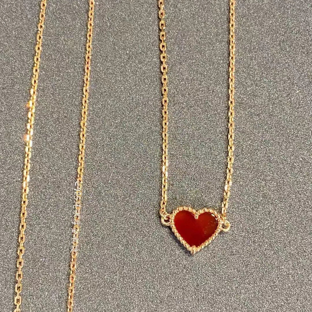 High version V gold small heart necklace for women, thick plated 18k rose gold heart-shaped red agate collarbone chain