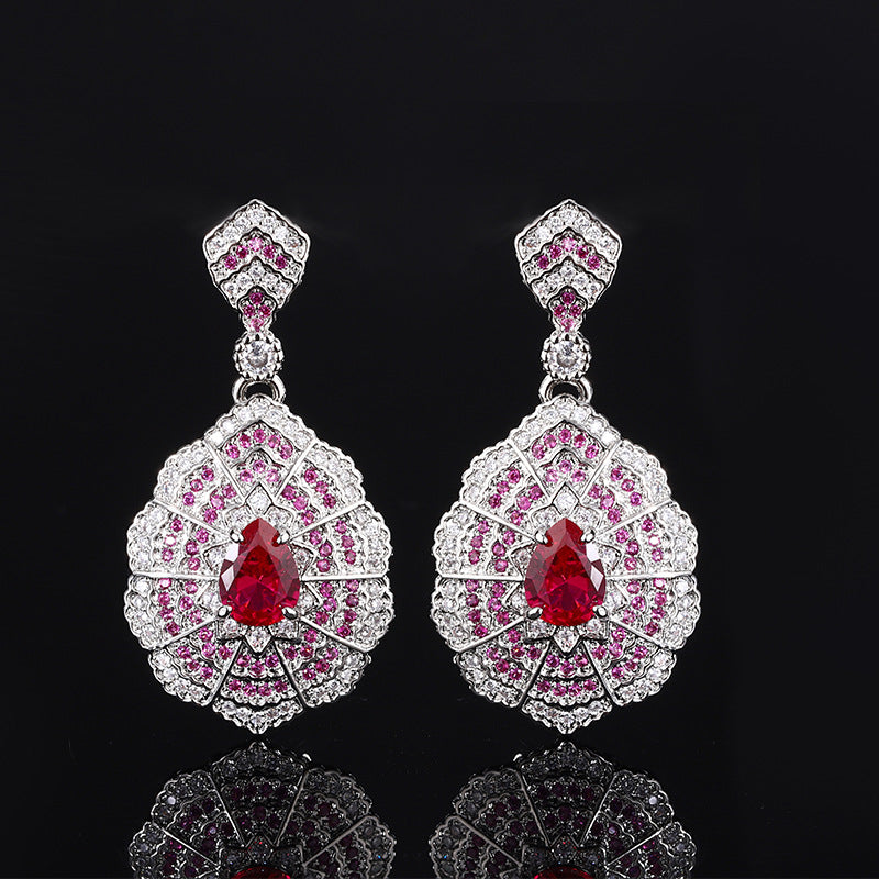 New jewelry set necklace pendant, red zircon earrings, Baroque retro earrings, European and American rings