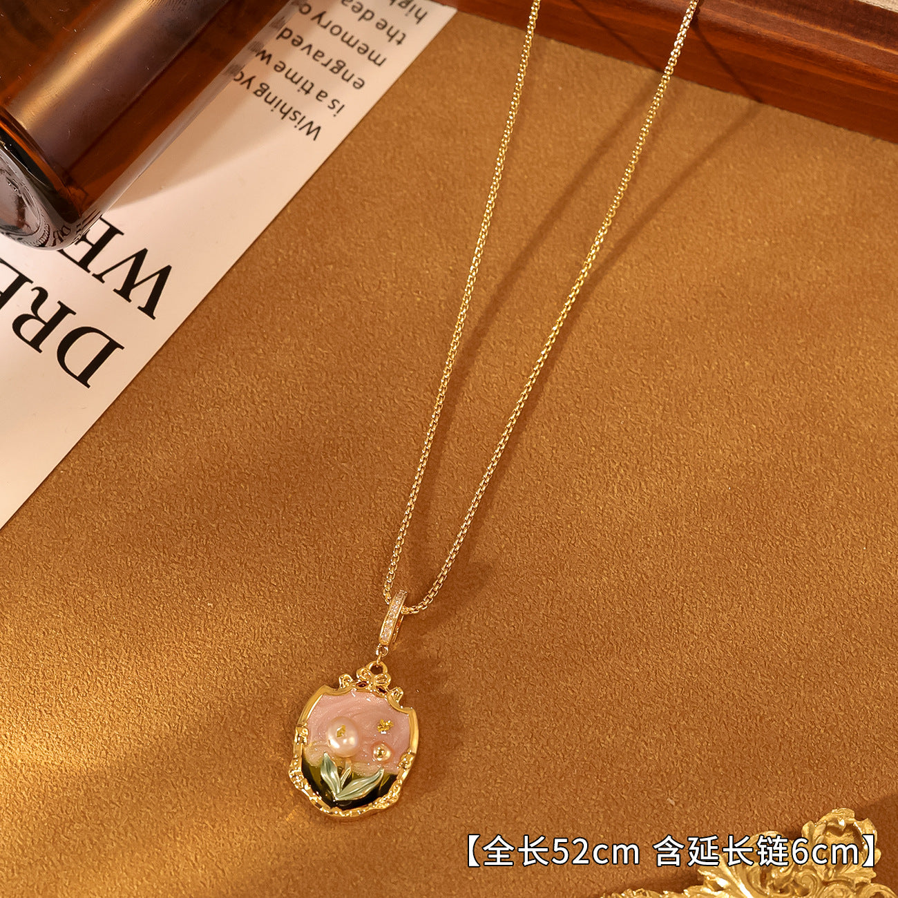 New Monet Garden Natural Pearl Oil Painting Necklace Light Luxury Retro Plated 18K Gold Clothing Chain