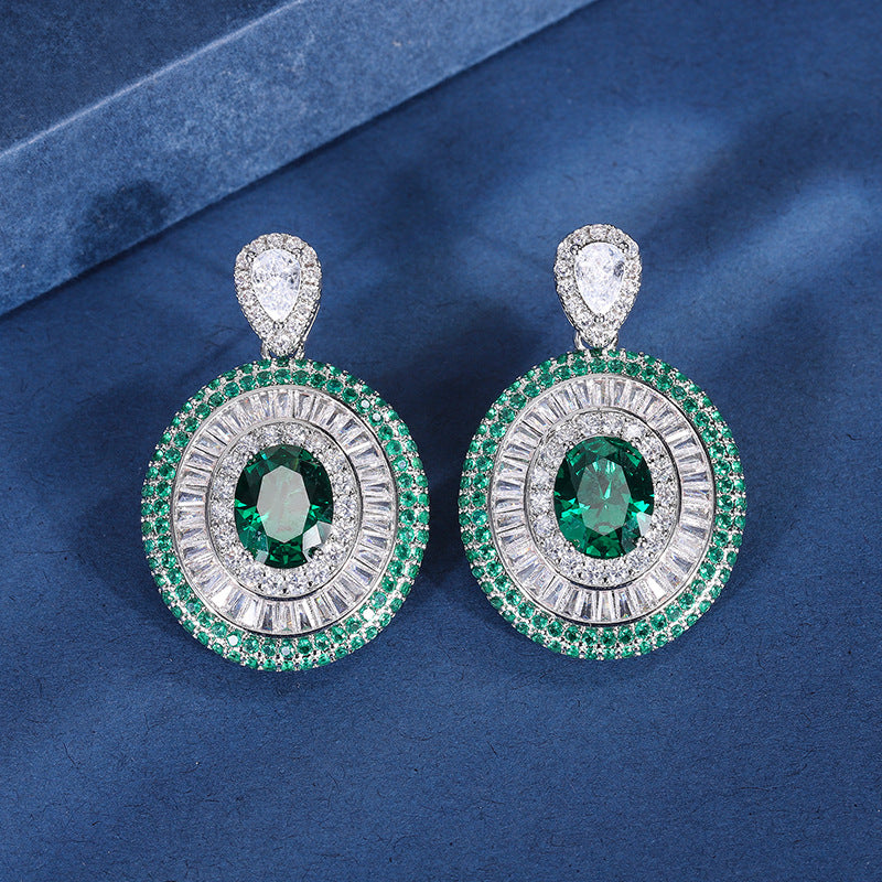 Jewelry copper gold-plated European and American simulated colored gemstone emerald sparkling diamond pendant for women