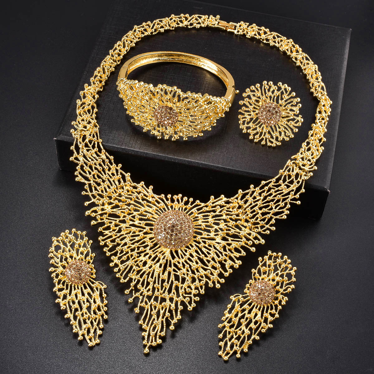 European and American Dubai 18K inlaid rhinestone necklace, earrings, rings, bracelets, jewelry set