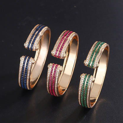 bracelet  Women's retro bracelet with imitation colored gems and luxurious inlay