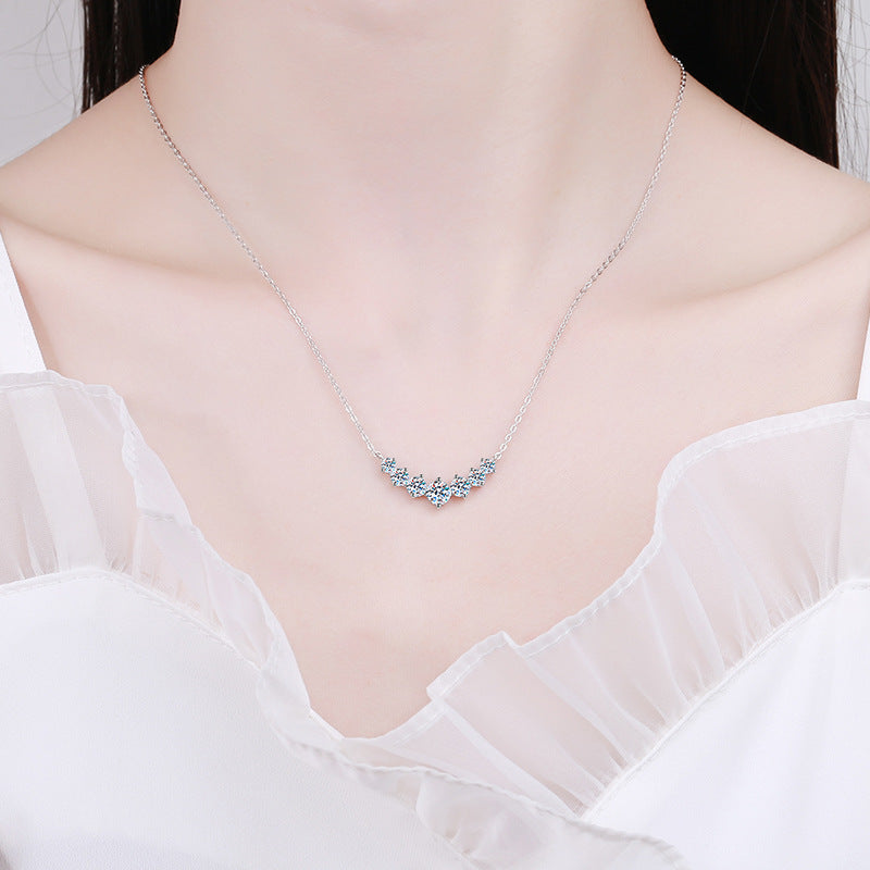 S925 pure silver pendant plated with pt950 minimalist style 1.7 carat D-color moissanite necklace