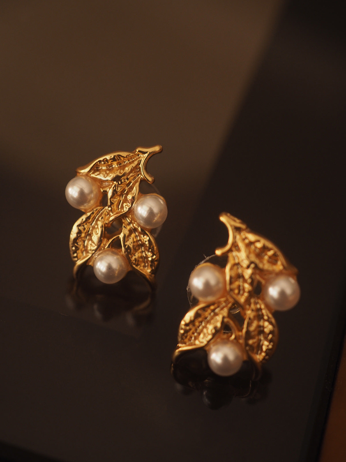 Pearl Retro Western Antique Trifari Cuifali Qingdao Vintage Earrings Earclip No Ear Hole