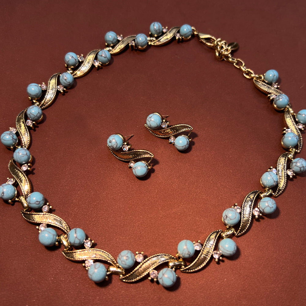 Turquoise retro jewelry set necklace earrings