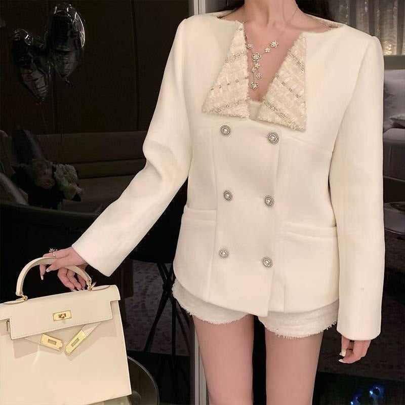 New high-end Graf floral double necklace with tassels, light luxury, niche, minimalist temperament, butterfly collarbone chain