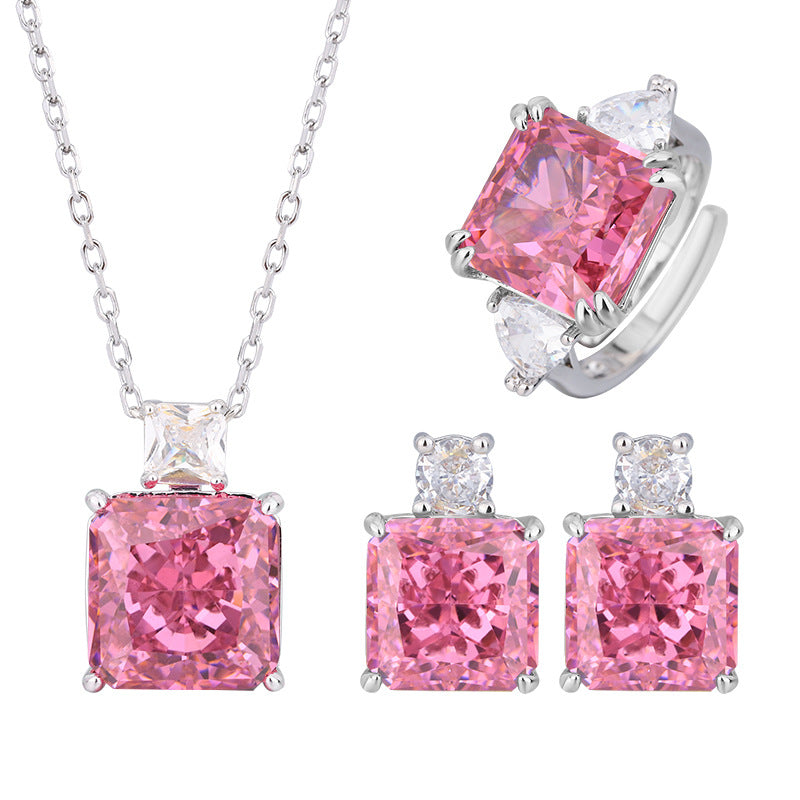 New Zhuangsheng Jewelry High Carbon Diamond Ice Flower Cut Copper Set with Princess Pink Diamond Set 12 * 12-10 * 10