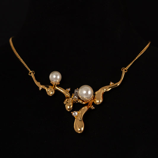 European and American style AB lava droplet pearl necklace with fashionable temperament accessories.