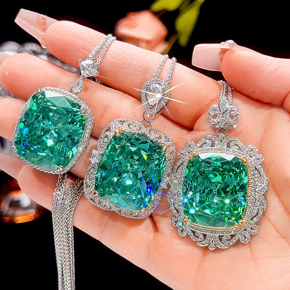 2025 New Jewelry Simulation Para Green Pendant Main Stone 20 * 23