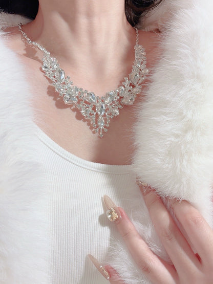 Popular European and American flower necklaces, earring sets, new colorful crystal gemstone evening dress accessories
