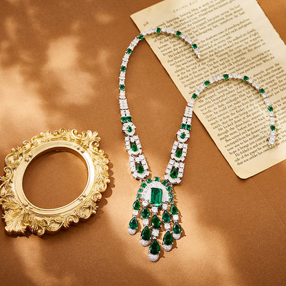 New pear shaped tassel necklace gold-plated with European and American stars, same high-end evening gown long chain
