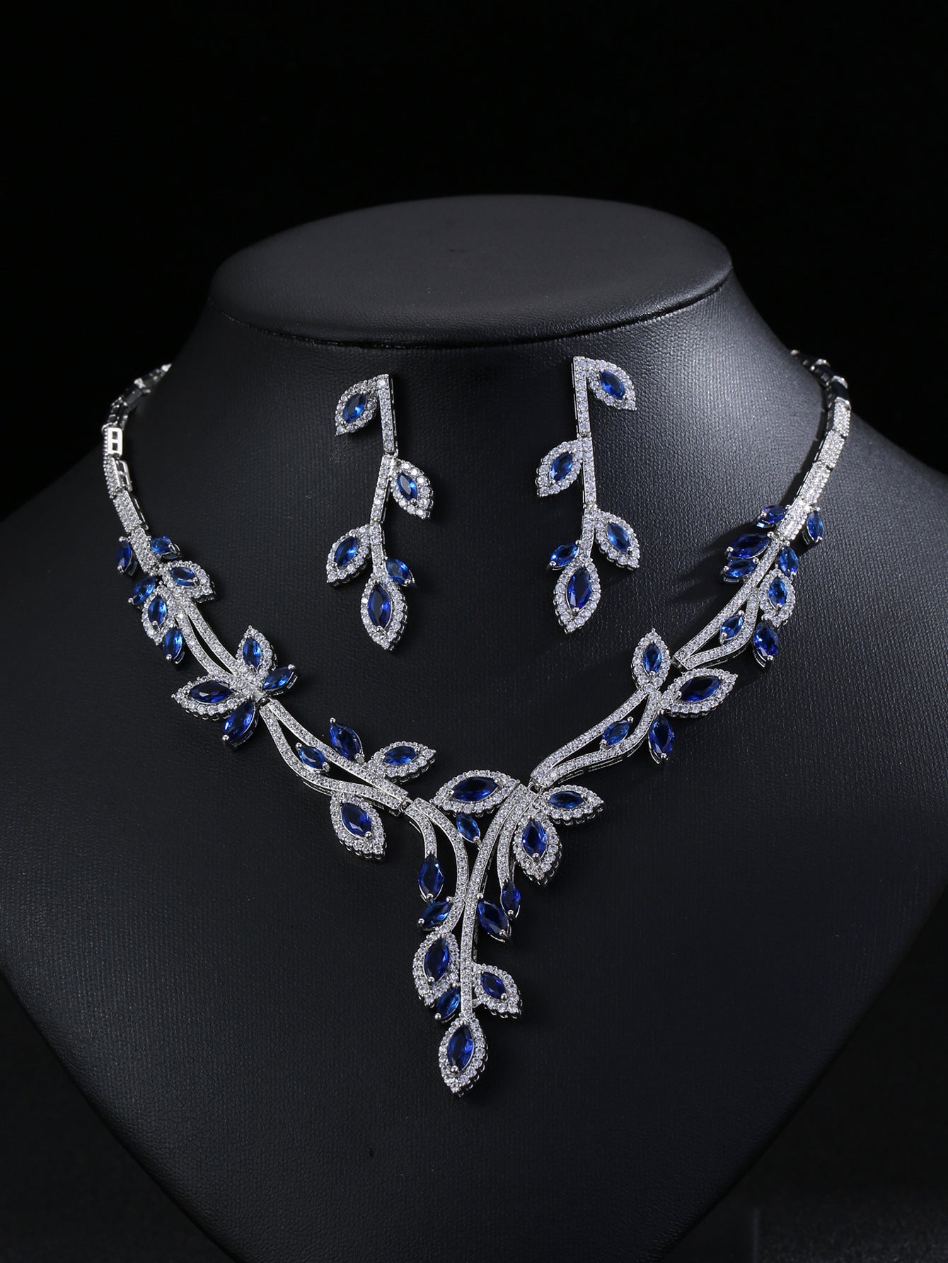 Zircon necklace earring set decorations