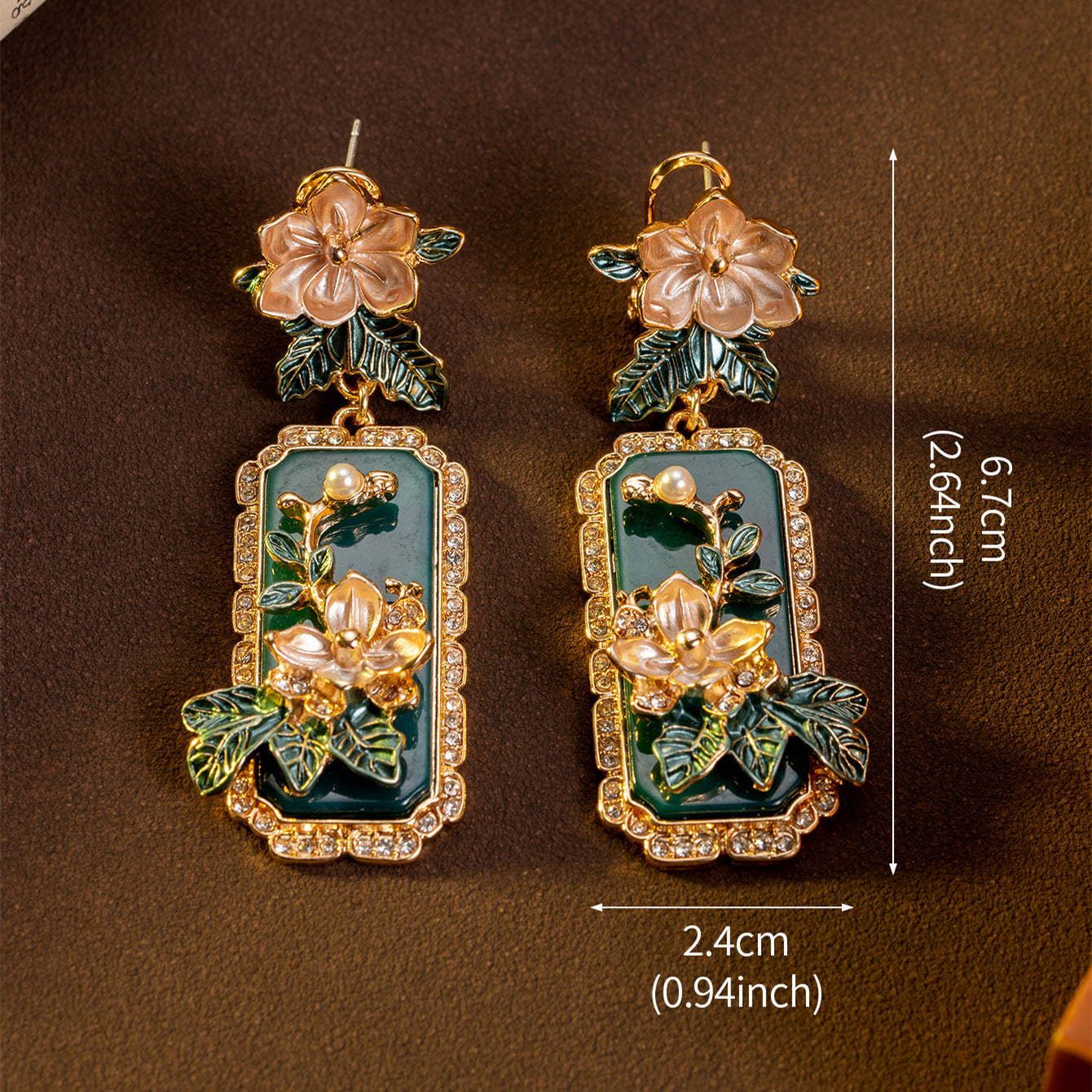 Middle aged earrings, high-end goods, palace style, retro temperament, long earrings, Chinese heavy industry relief, exaggerated personality earrings