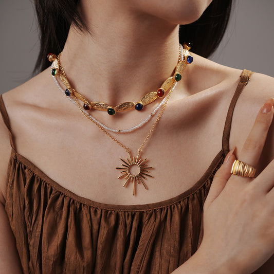 necklace  Vintage style exaggerated metal geometric pendant necklace