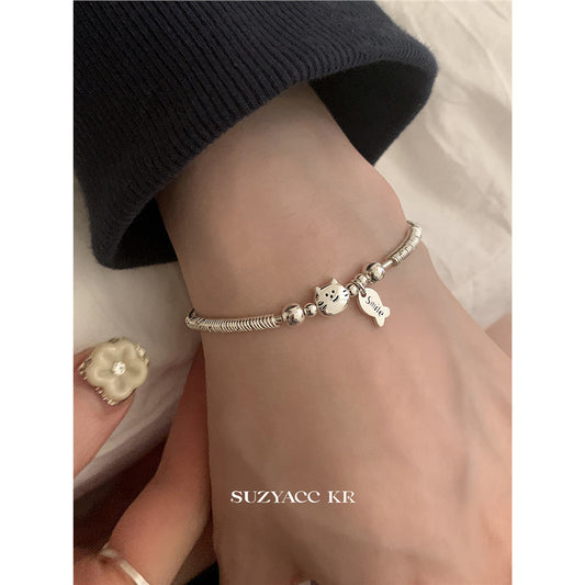 Simple bead sterling silver small plate wrapped with cat and fish bracelet, versatile and exquisite bracelet