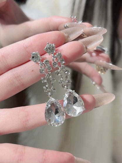 Popular European and American flower necklaces, earring sets, new colorful crystal gemstone evening dress accessories