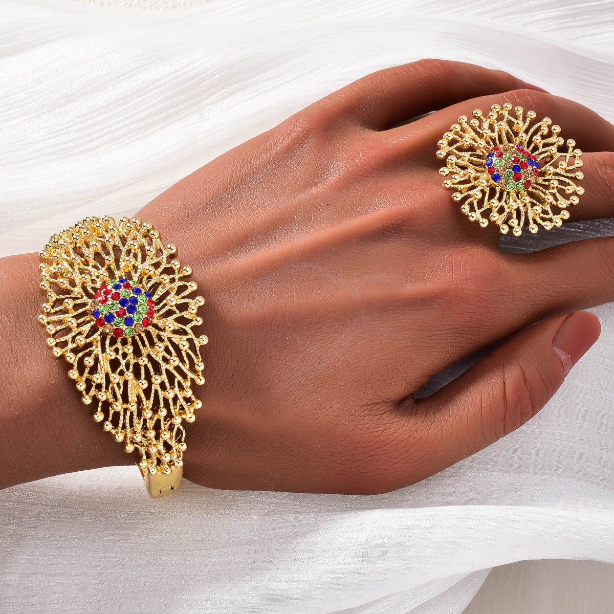 European and American Dubai 18K inlaid rhinestone necklace, earrings, rings, bracelets, jewelry set