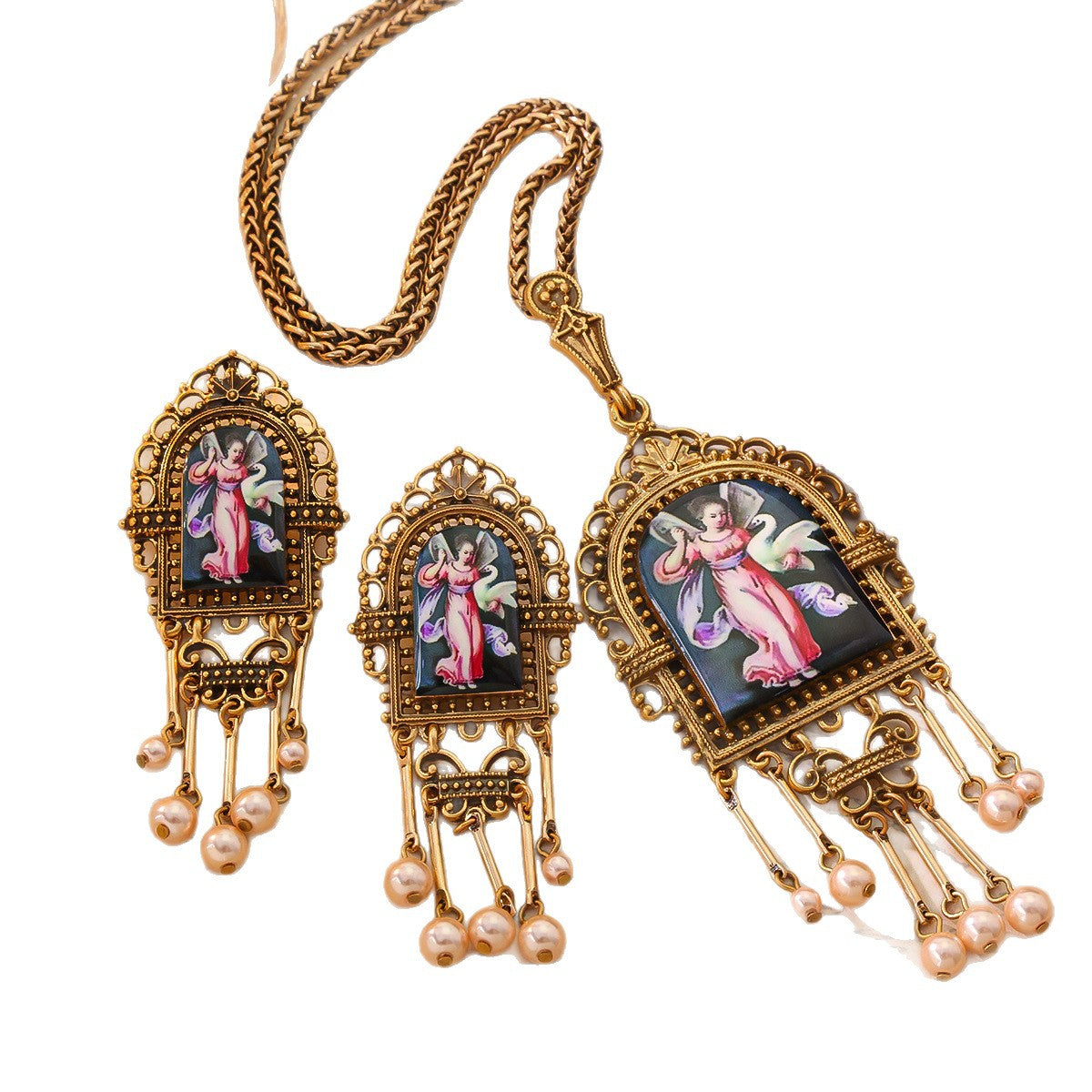 Antique palace style imitation pearl necklace with tassel earrings, replicated ethnic style earrings