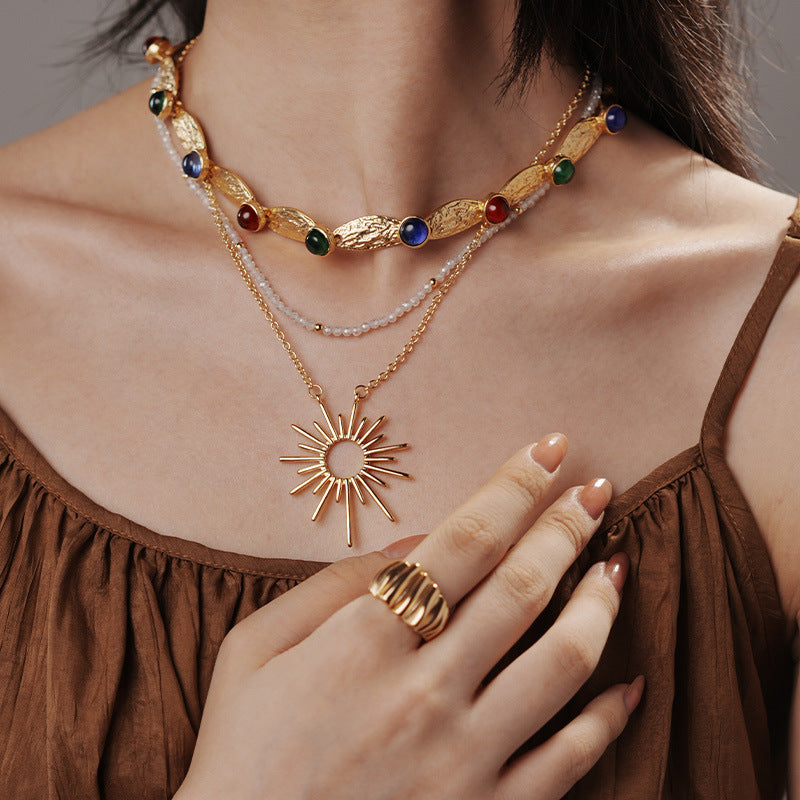 necklace  Vintage style exaggerated metal geometric pendant necklace