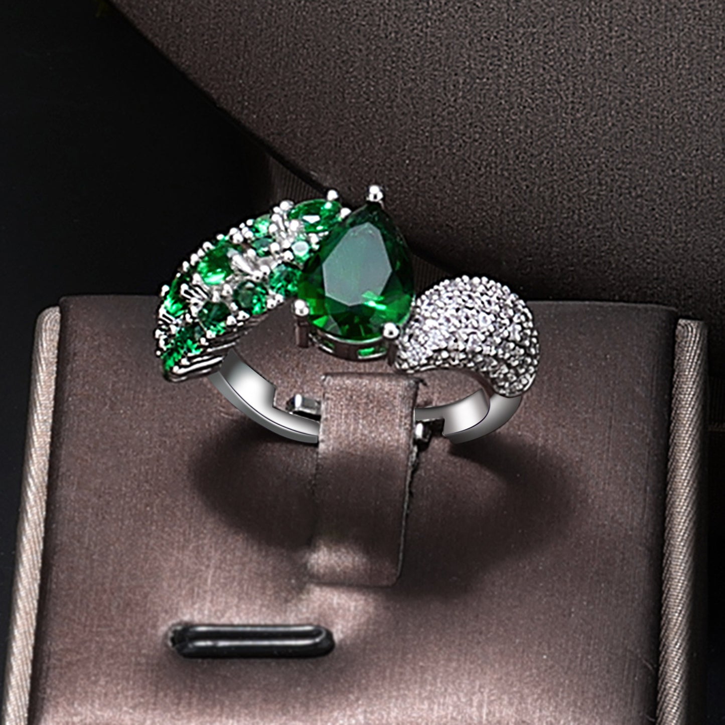 Hot selling jewelry four piece necklace+earrings+ring+bracelet 3A zircon jewelry set