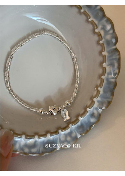 Simple bead sterling silver small plate wrapped with cat and fish bracelet, versatile and exquisite bracelet