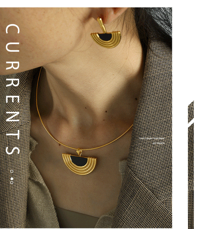 New European and American French Earring Necklace Set with Classical Egyptian Earrings and Metal Earrings