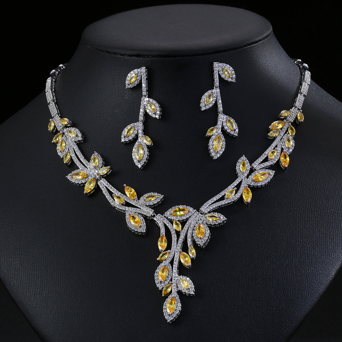 Zircon necklace earring set decorations
