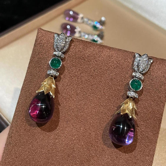 Purple is very charming, with high beauty value. Purple earrings are light and luxurious, versatile earrings.