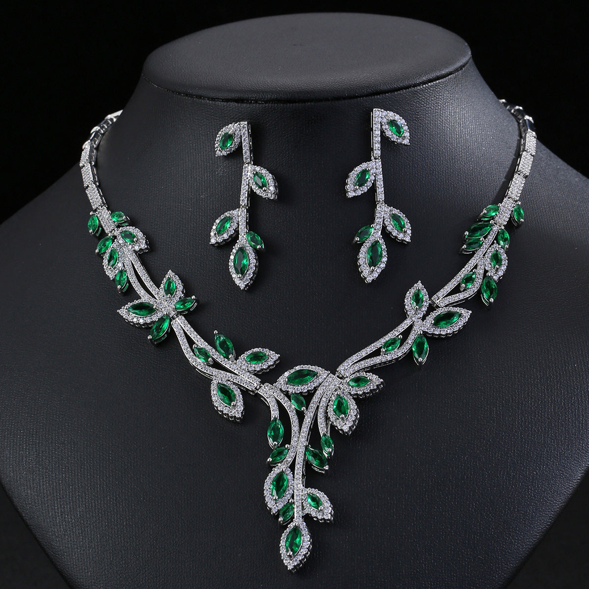 Zircon necklace earring set decorations