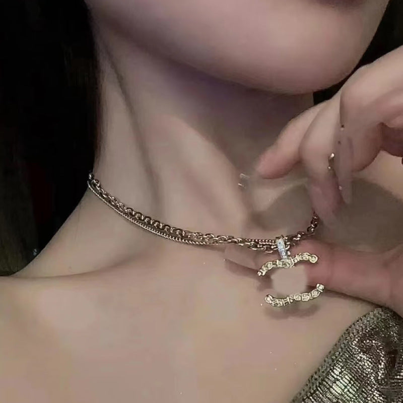2025 New Vintage Classic Letter Necklace Double Layer Diamond Set Neck Chain