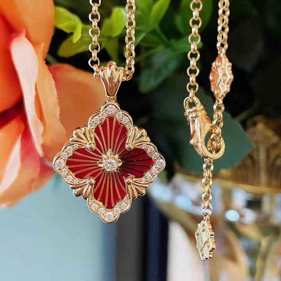 Necklace Opera House Series Four-leaf Clover Palace Retro Brushed Diamond Enamel Pendant
