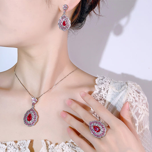 New jewelry set necklace pendant, red zircon earrings, Baroque retro earrings, European and American rings