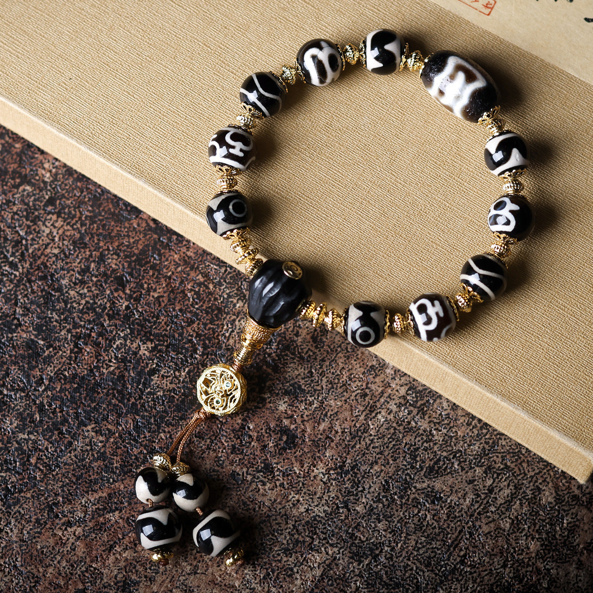 Bracelet  Tibetan Dzi Beads Multi-Treasure Bracelet Tiger Teeth Wealth God Aquarius Three Eyes Vintage Retro Bracelet