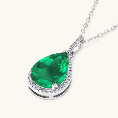 Water droplet emerald necklace for girls with high-end design, collarbone chain S925 pure silver plated with gold pendant