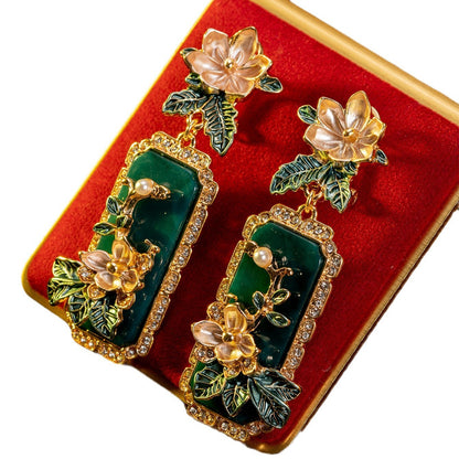 Middle aged earrings, high-end goods, palace style, retro temperament, long earrings, Chinese heavy industry relief, exaggerated personality earrings