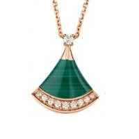 High end fan-shaped necklace, silver necklace, shell shape, 2025 new item, give your girlfriend a Valentine's Day gift
