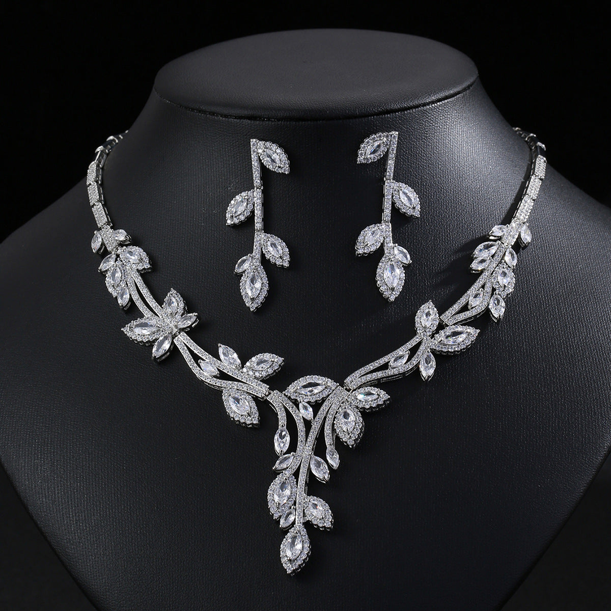 Zircon necklace earring set decorations