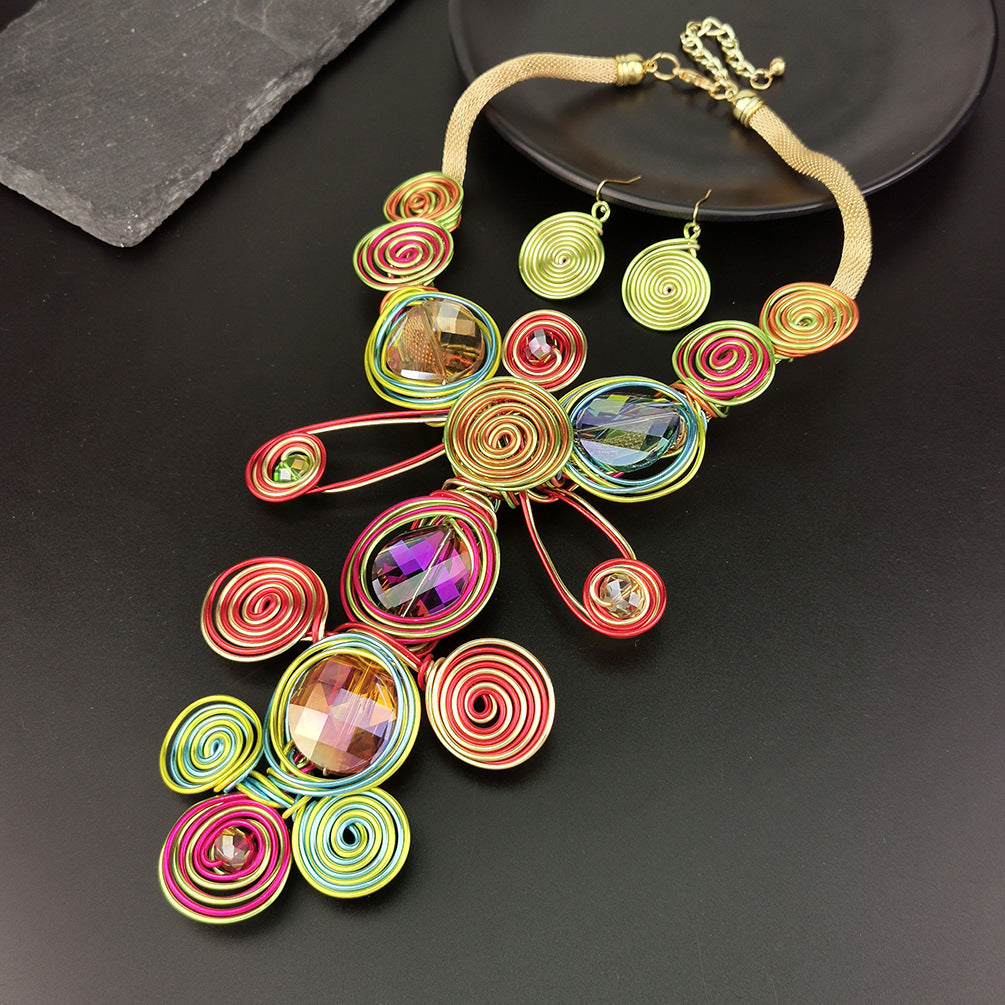 necklace  Chain tribal ethnic customs wearing jewelry festival exaggerated style