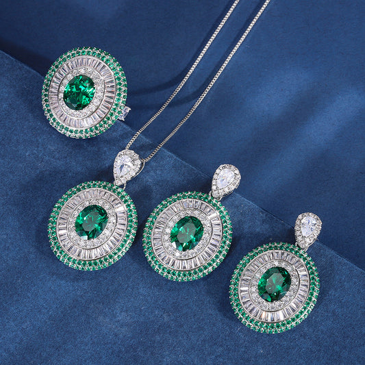 Jewelry copper gold-plated European and American simulated colored gemstone emerald sparkling diamond pendant for women