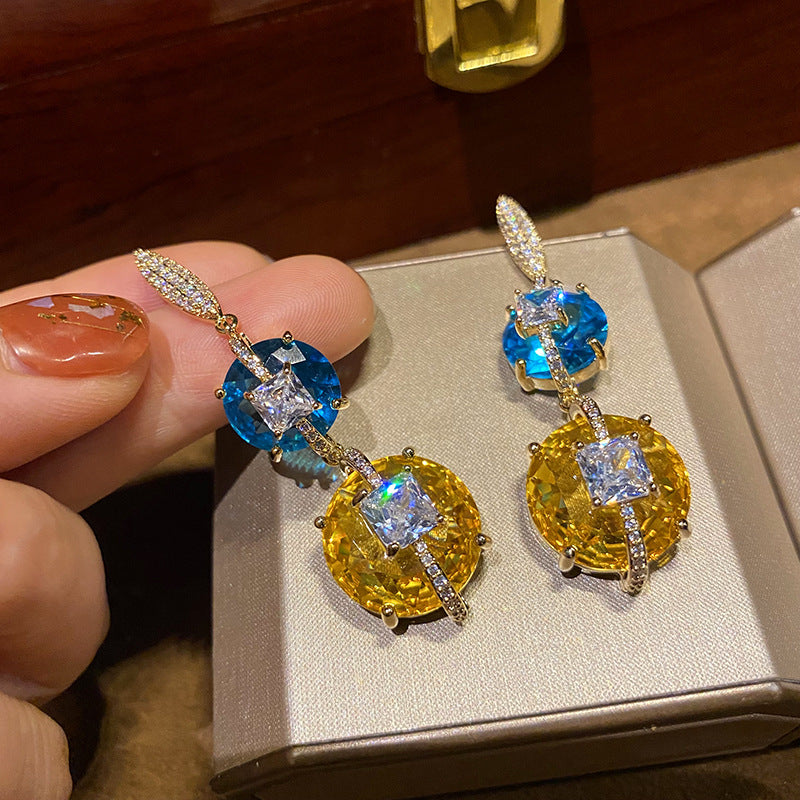 Micro inlaid with two colorful crystals, versatile silver needle earrings