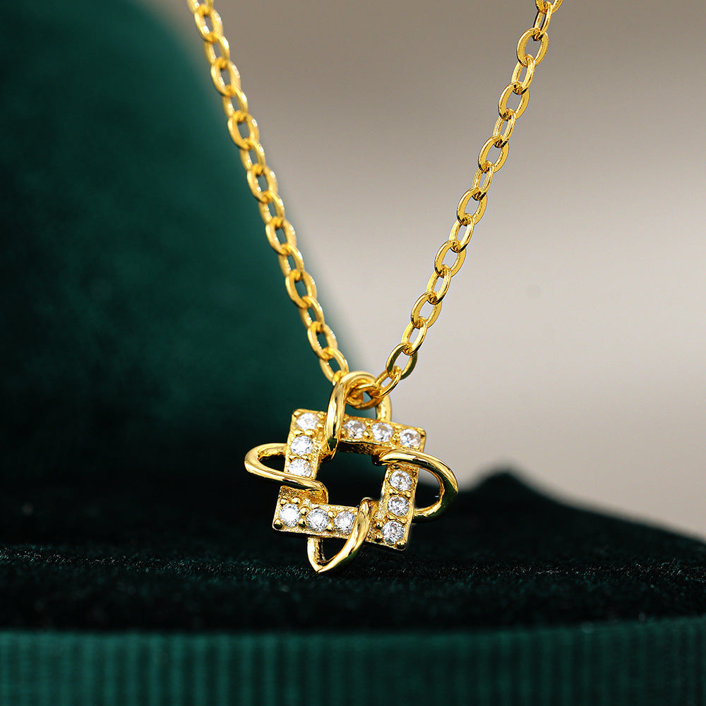 Geometric square pendant collarbone chain for women, plated with 14K gold and 925 pure silver, fully inlaid with moissanite necklace