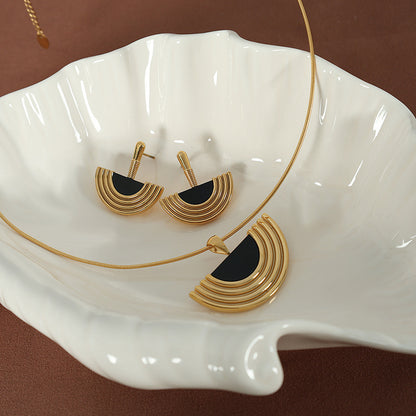 New European and American French Earring Necklace Set with Classical Egyptian Earrings and Metal Earrings