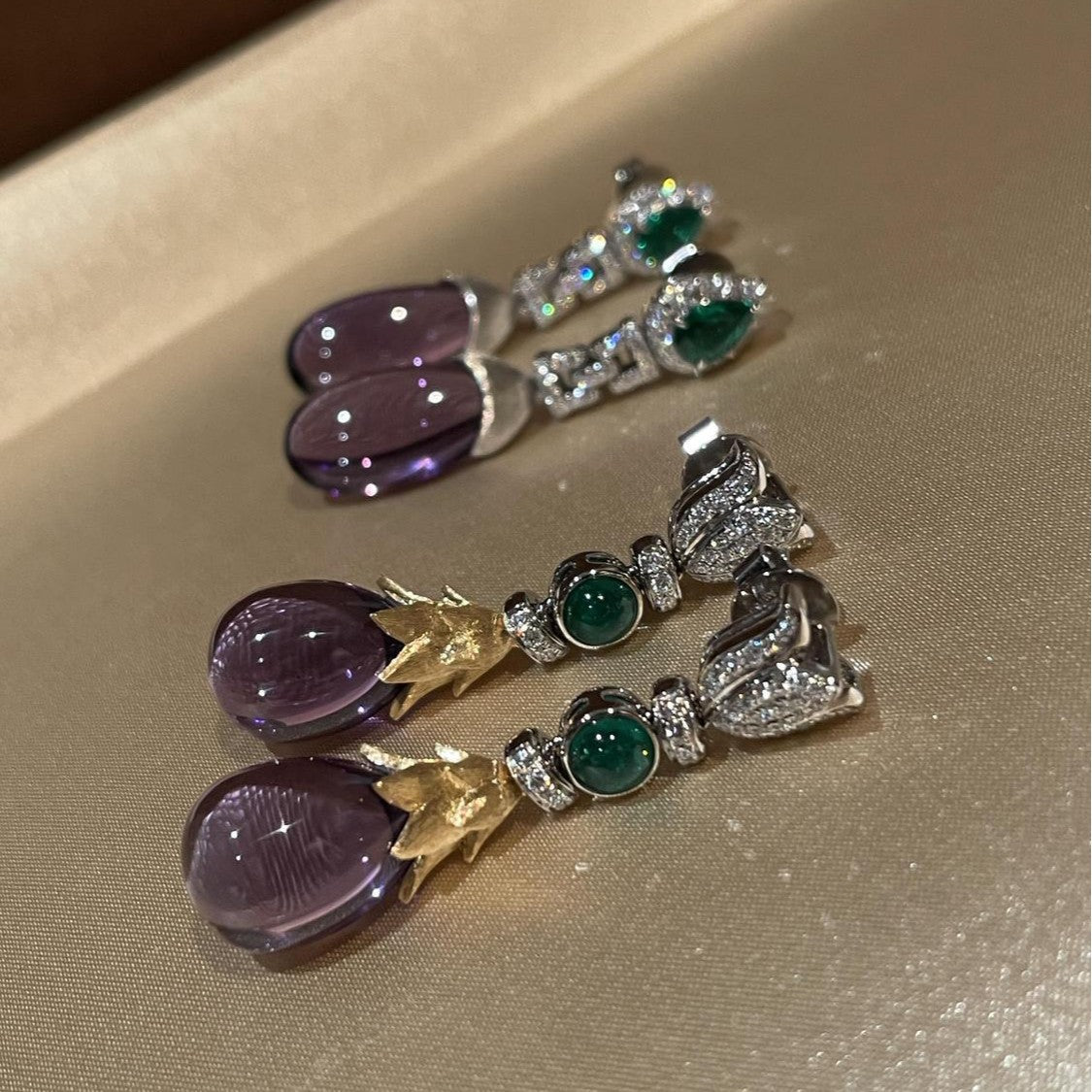 Purple is very charming, with high beauty value. Purple earrings are light and luxurious, versatile earrings.