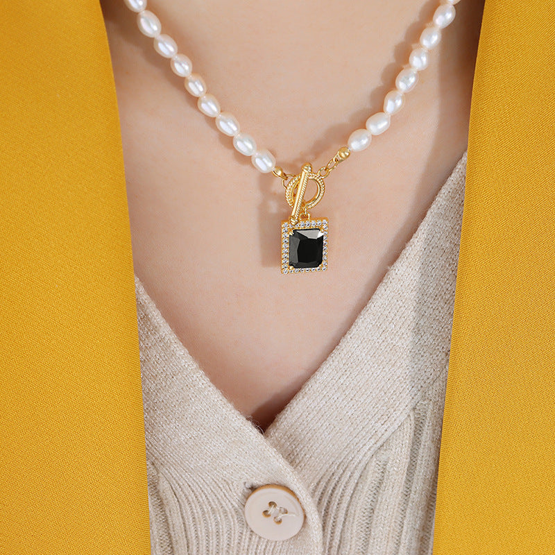 French freshwater pearl collarbone chain zircon starry square pendant necklace versatile titanium steel jewelry