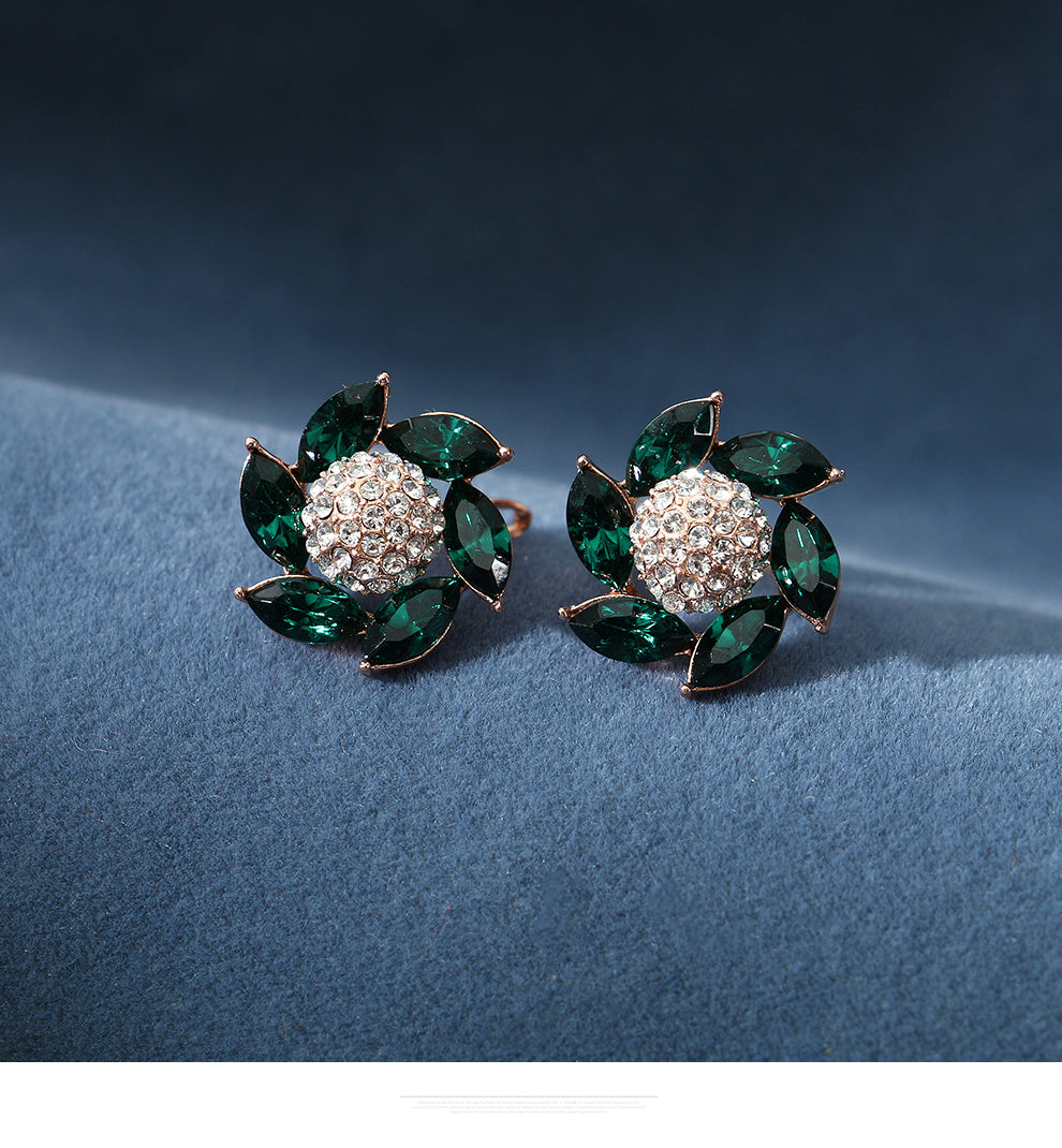 earrings  Autumn and winter niche flower jewelry set with diamond crystal for women necklace and earrings
