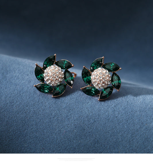 earrings  Autumn and winter niche flower jewelry set with diamond crystal for women necklace and earrings